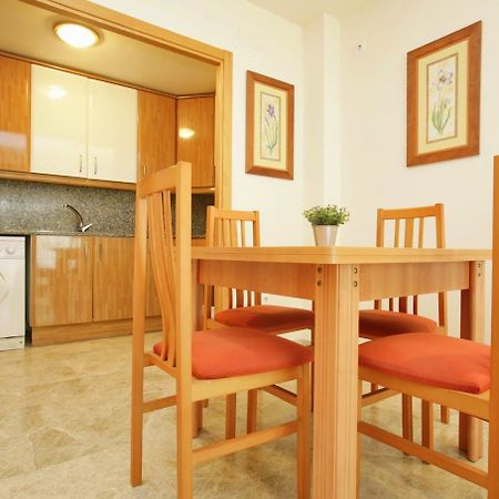 Apartamentos Ventura Village Park 萨洛 外观 照片