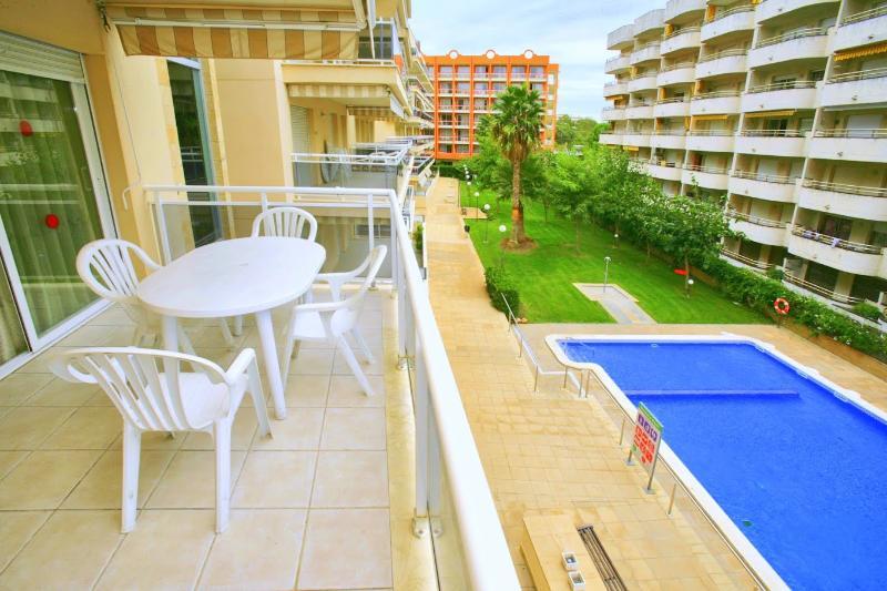 Apartamentos Ventura Village Park 萨洛 外观 照片